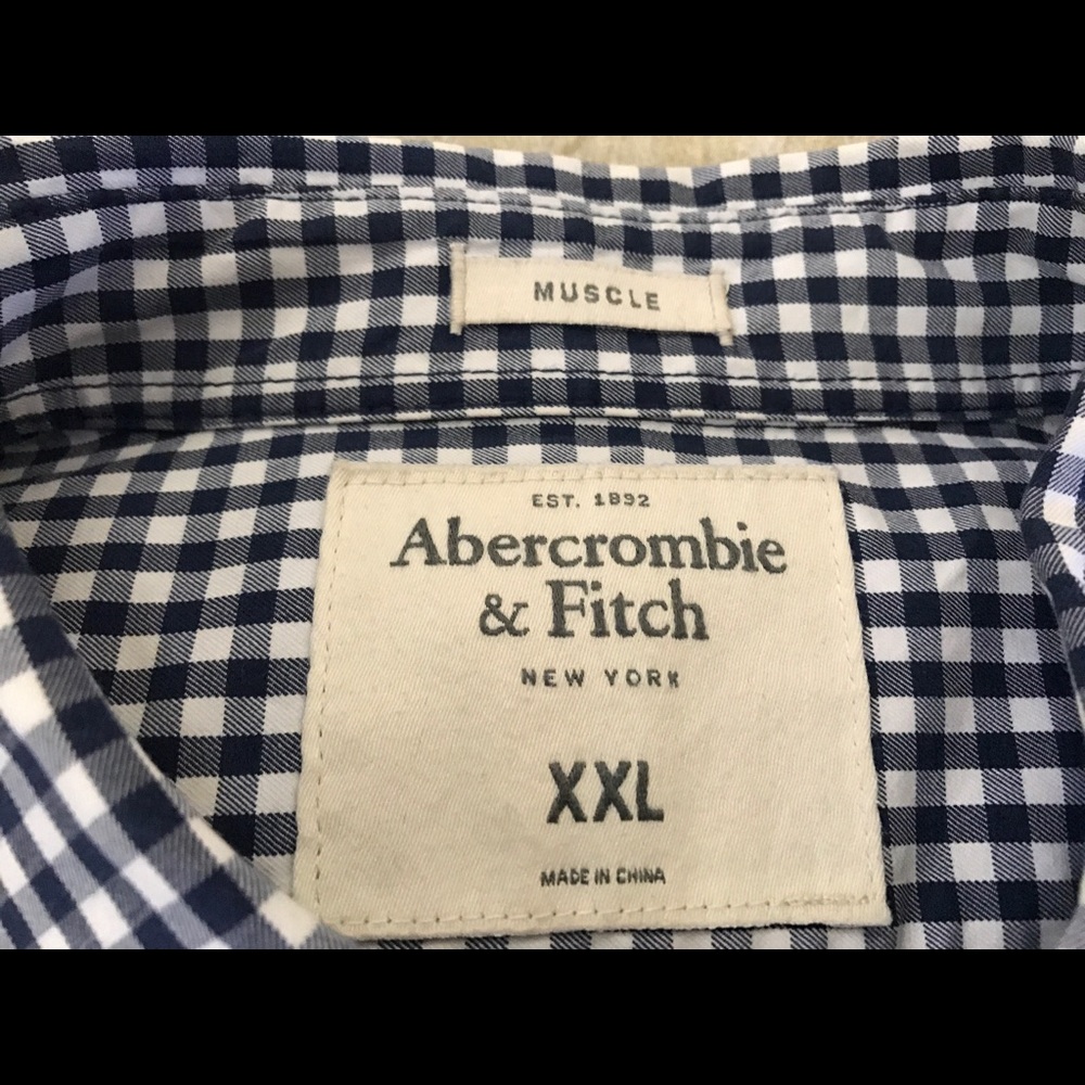 ✨Abercrombie & Fitch NY Short Sleeved Dress Shirt✨ - Picture 4 of 4